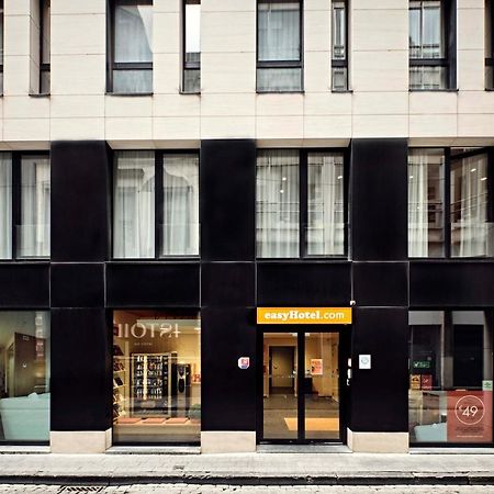 Easyhotel Brussels City Centre Bruxelas Exterior foto