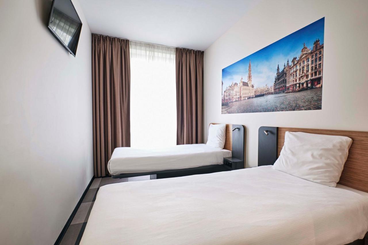 Easyhotel Brussels City Centre Bruxelas Exterior foto