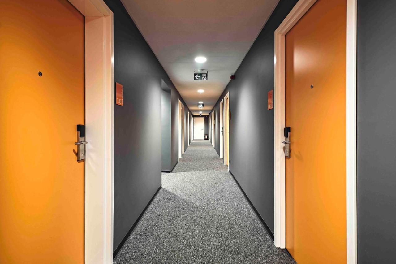Easyhotel Brussels City Centre Bruxelas Exterior foto